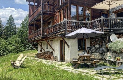 Molines-en-Queyras Apartment | GARDEN LEVEL CHALET IN THE HEART OF THE VILLAGE OF MOLINES EN QUEYRAS 4 People