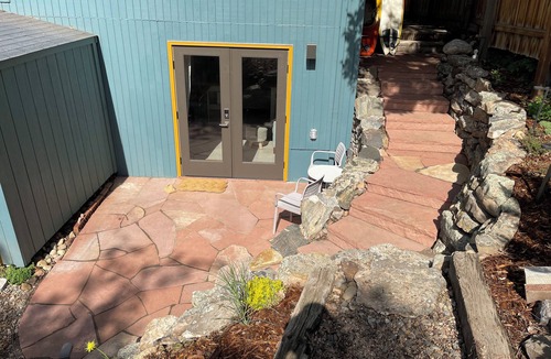Golden Apartment | Garden-Level Studio - Walkable to Downtown Golden