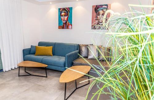 Eilat Apartment | Garden Suite & Pool
