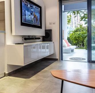 Eilat Apartment | Garden Suite & Pool