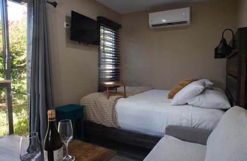 Barrero Apartment | Garden to Table Experience - Unit 101