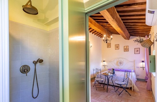 Chiusi House | Gardener's Room - Double room breakfast included