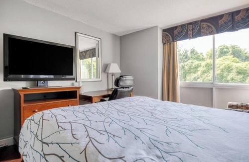 Ellendale Hotel | Gardentree Hotels Memphis East near I 40