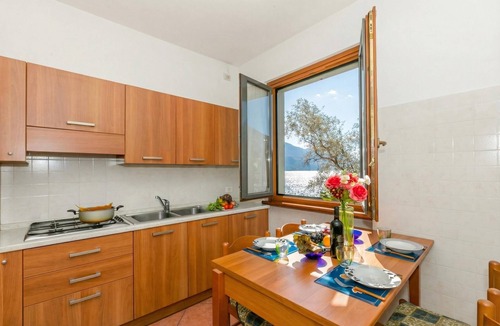 Santa Maria - Rezzonico Apartment | Garibaldi Lake view 3