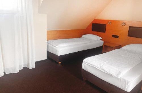 Stuttgart Hotel | Garner Hotel Stuttgart - Zuffenhausen by IHG