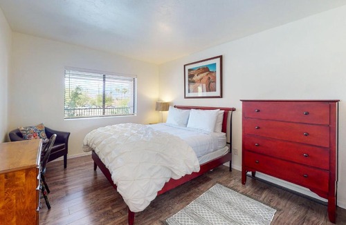 Dietz House | Garnet Getaway