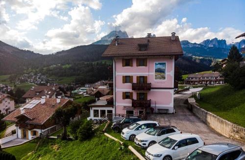 Moena House | Garni Miravalle