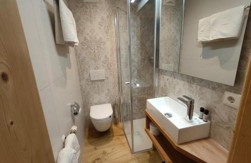 Lajen Bed & Breakfast | Garni Tschutscherhof