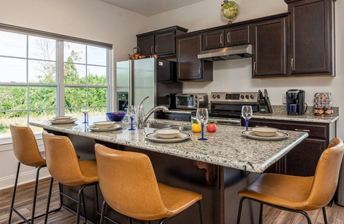 Flat Rock House | Garrett Place-accessible, Near Marked Tree Winery