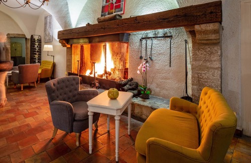 Salon-de-Provence Hotel | Garrigae Abbaye de Sainte Croix