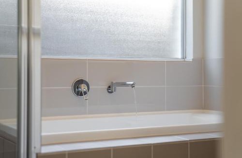 Ellenbrook House | Garrison Cottage