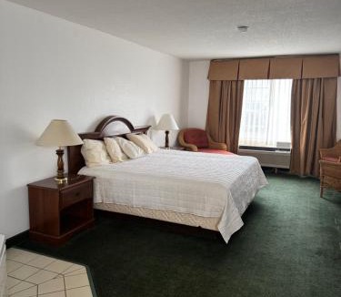 Garrison Hotel | Garrison Inn and Suites