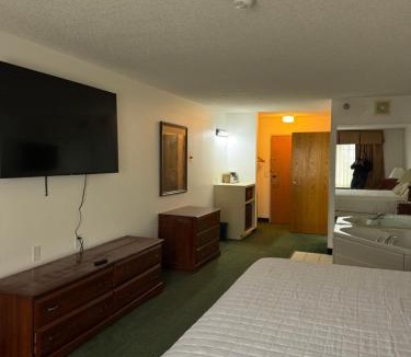 Garrison Hotel | Garrison Inn and Suites
