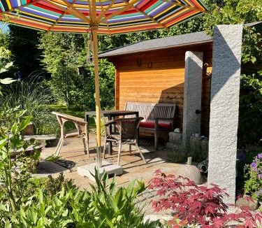 Bad Aibling House | Gartenhäuschen im Grünen