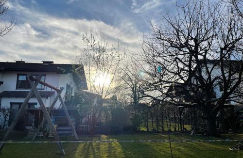 Bad Aibling House | Gartenhäuschen im Grünen