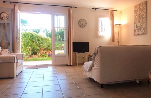 Gassin Apartment | GASSIN/LES PARCS DE LONGAGNE: 3-BEDROOM HOUSE IN SECURE DOMAIN WITH POOL