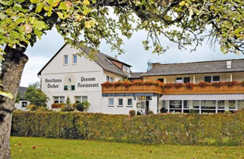 Mittenaar House | Gasthaus Decker