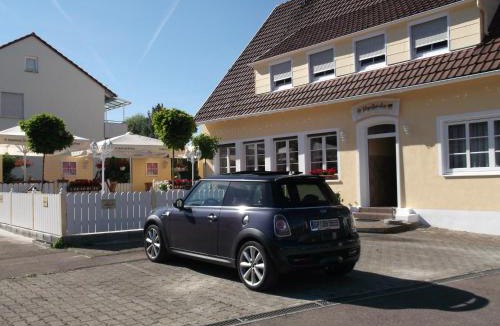 Eislingen/Fils House | Gasthaus Vogelgarten