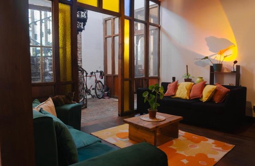 Cerro Alegre House | Gatalegre Hostel