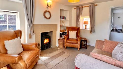Matlock House | Gate Cottage
