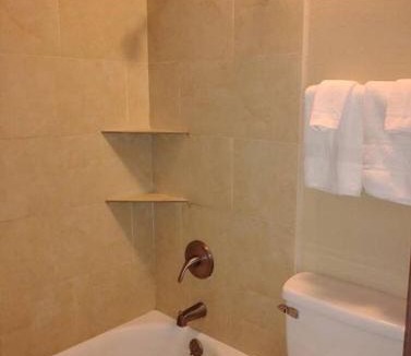 Baton Rouge Apartment | Gated 1 King Apt with Full Kitchen 139