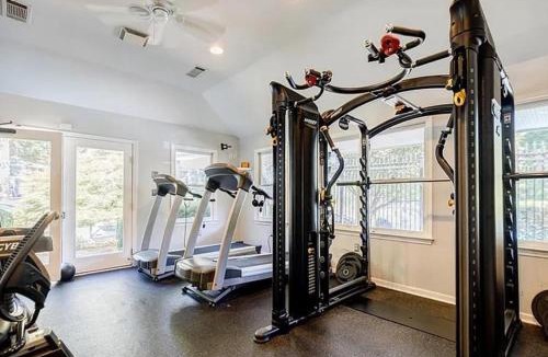 Lindbergh Apartment | Gated Buckhead Retreat with Gym & Pool