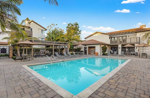 Monarch Beach Condo | Gated Coastal Condo Pool + Hot Tubs Access Walk to Beach | Seabreeze Retreat