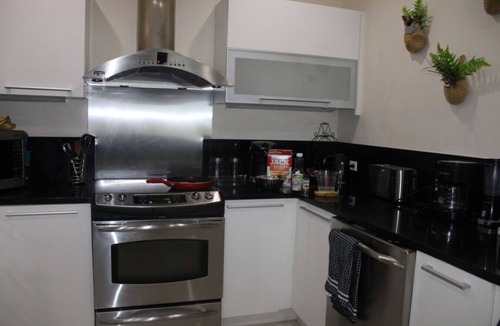 Bahamia West Condo | Gated condo w/boat dock/beach/pool/hot tub