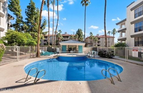 Camelback East Condo | Gated Luxury 2-bedroom Penthouse condo - designer furnished in Biltmore Phoenix.