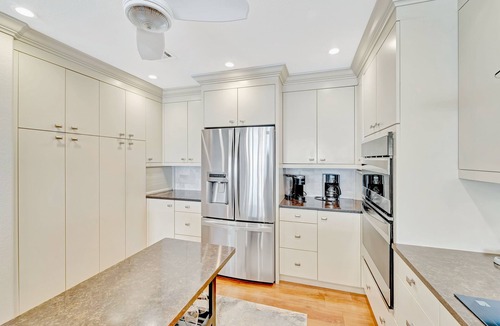 Burnt Store Marina Condo | Gated Riverfront Condo w/Snowbird Appeal – 30-Day Stay Required