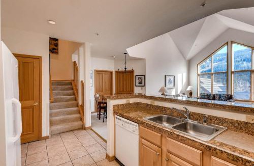 Mountain House Apartment | Gateway 5039