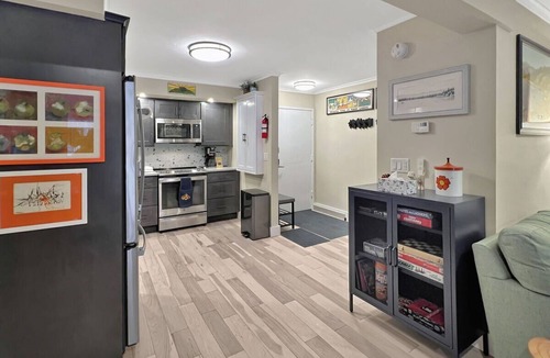 Mendon Condo | Gateway Condominiums A10, a spacious 2-bedroom retreat in Mendon, Vermont, for up to 6 guests.