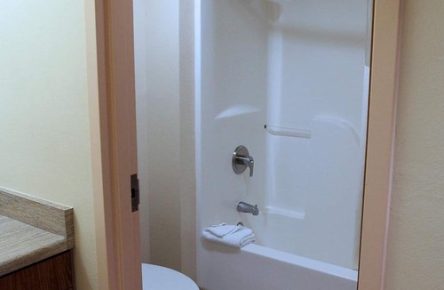 Sierra Vista Hotel | Gateway Studio Suites