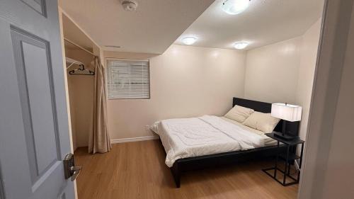 Citadel Apartment | Gateway to Banff - Cozy 2BR Sleeps 6 - NW Calgary