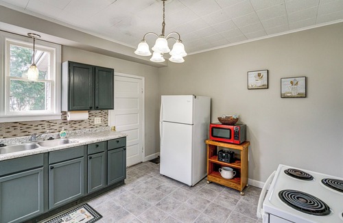 Port Huron House | Gateway to Dtwn Port Huron & Lake! Cozy Home