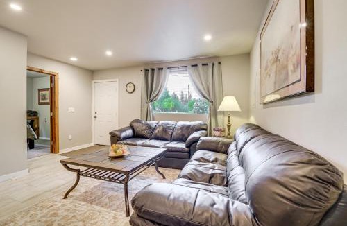 Martha Lake Apartment | Gateway to Seattle Area! Apt Great for Commuters