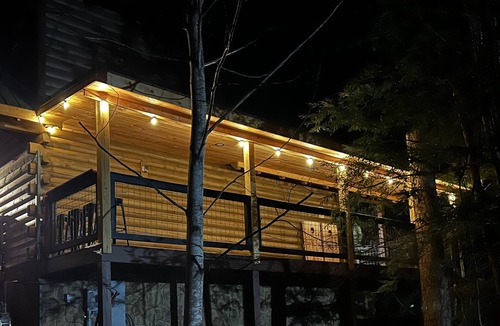 Gatlinburg Cabin | Gatlinburg Updated Cabin 3BR/3BA HotTub Pool Games GreatReviews🐻
