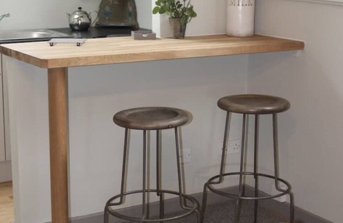 Tarporley Apartment | 'The Jockey Room' hideaway. Set in quiet farmyard