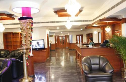 Alwaye Hotel | Gee Bee Palace