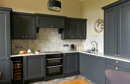 Wetheral House | Geltsdale Wing, Wetheral 1st floor apartment with countryside views, close to pub & restaurant