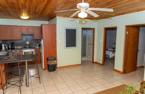 Blue Crane Route Apartment | Geluk Farmhouse