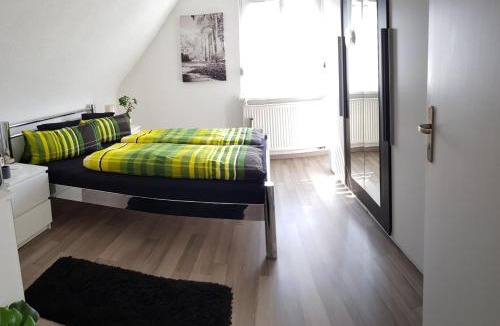 Untergruppenbach Apartment | Gemütlich mit Blick auf die Burg.Autobahnanbindung