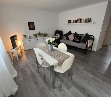 Schoenaich Apartment | Gemütliche 2-Zimmerwohnung, Schönaich