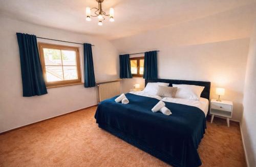 Trauchgau Apartment | Gemütliche Alpenwohnung mit Balkon & Bergblick nahe Neuschwanstein ideal für Familien & Gruppen für gemeinsame Momente