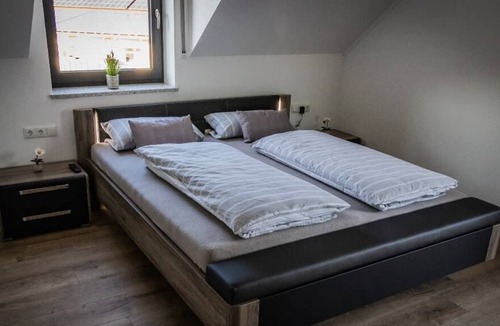 Seebarn Apartment | Gemütliche Dachgeschosswohnung mit Saunabereich