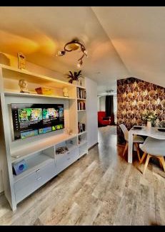 Bayreuth House | Gemütliche Dachgeschosswohnung zur Alleinnutzung mit kl Küche & Bad