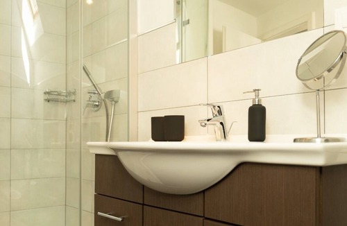 Lagundo Apartment | Gemütliche Dachgeschosswohnung mit Schönem Ausblick