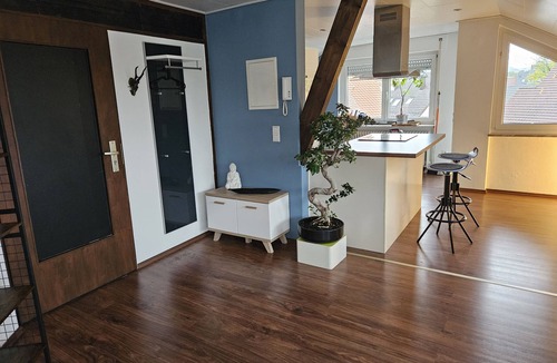 Kirchheim unter Teck Apartment | Gemütliche Loft-ferienwohnung mit Blick auf die Burg Teck in Ruhiger Lage
