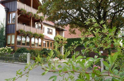 Haundorf Apartment | Gemütliche Ferienwohnung für bis zu 3 Personen im Fränkischen Seenland