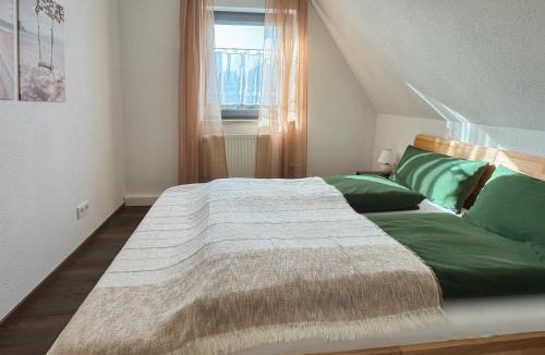 Haunstetten-Siebenbrunn Apartment | Gemütliche Ferienwohnung mit 2 Schlafzimmern, Fitness & Bestlage